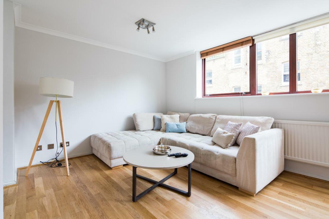 Richardsons Mews By Lime Street * Londen